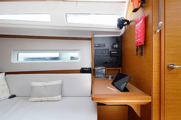Sun Odyssey 380 - 