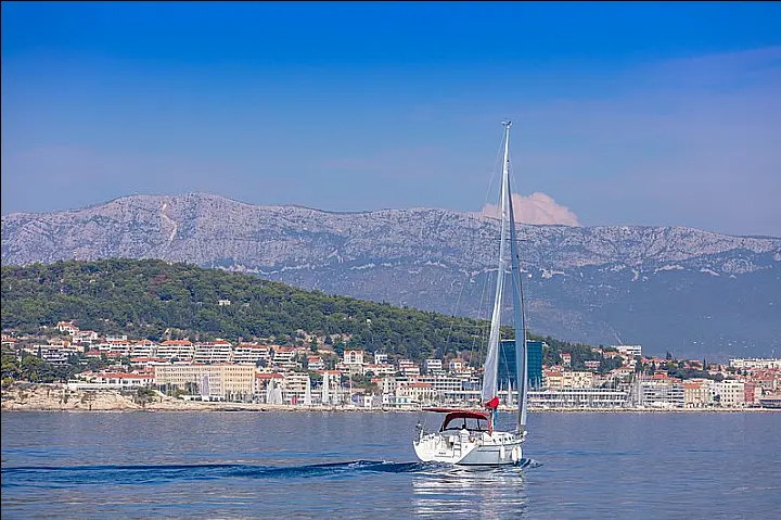 Beneteau Cyclades 43.3 - 