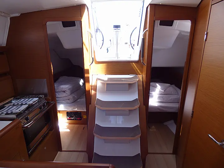 Sun Odyssey 389 - 