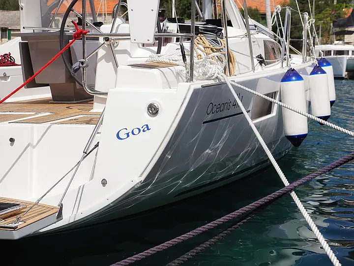 Oceanis 41.1 - Exterior (photo taken 2019)