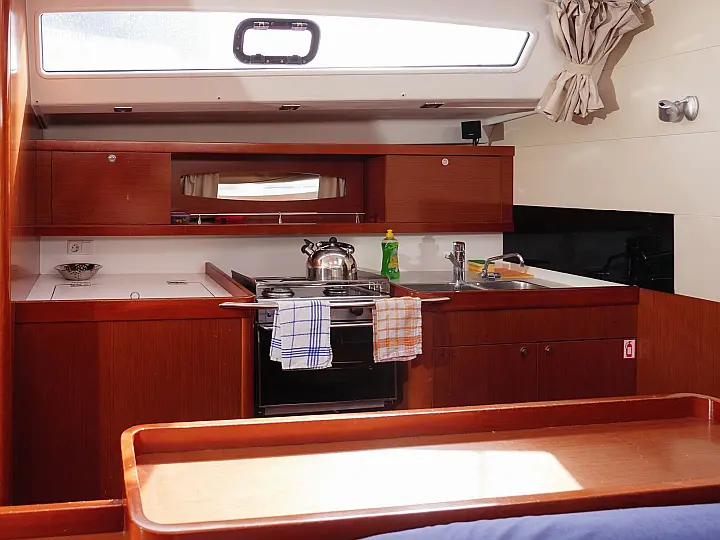 Oceanis 50 Family - Interior - kitchen (photo taken 2019)