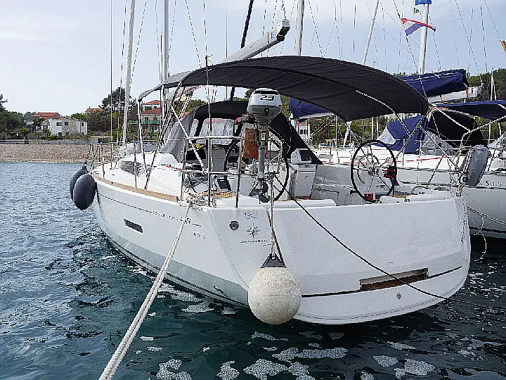 Sun Odyssey 449 - Exterior (photo taken 2019)