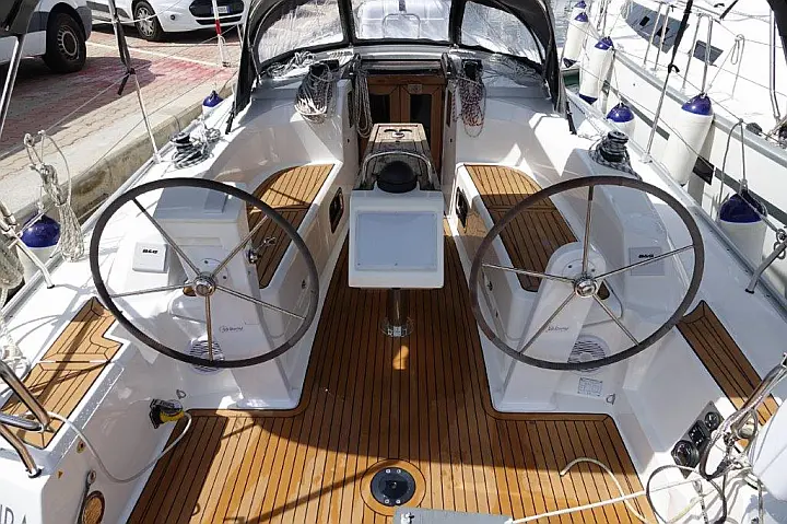 Bavaria Cruiser 34 - 