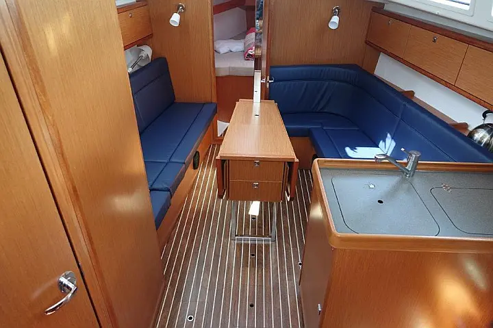 Bavaria Cruiser 34 - 