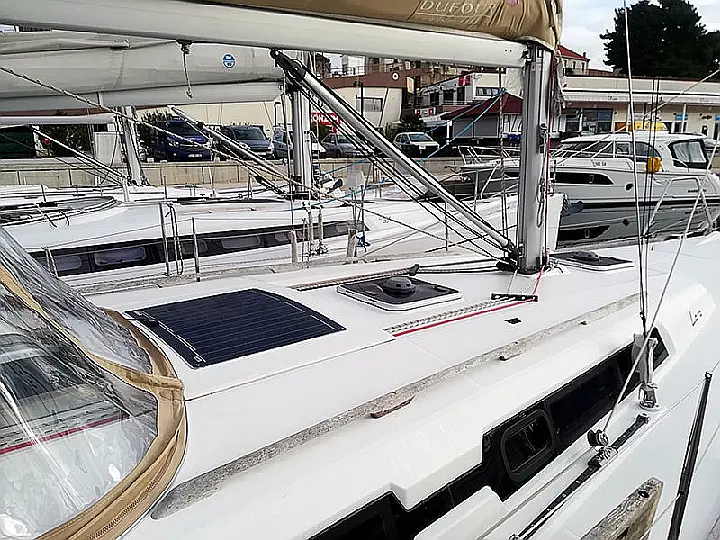 Dufour 335 GL - 