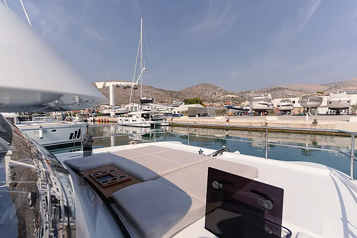 Fountaine Pajot MY4.S - exs3