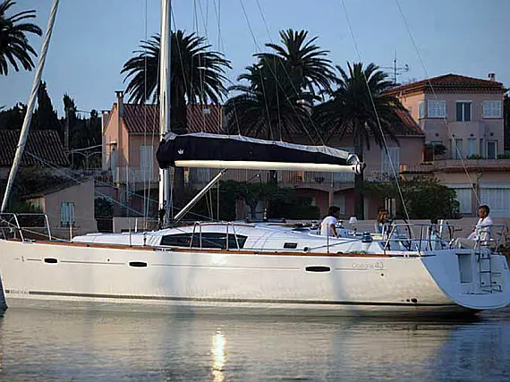 Oceanis 43