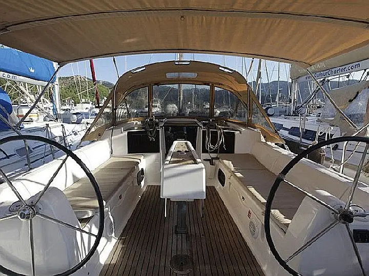 Dufour 382 GL - 