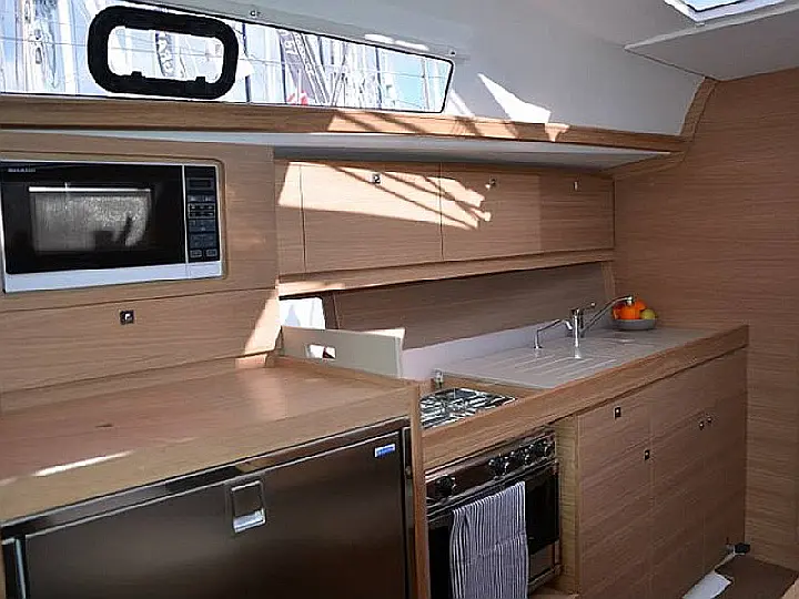 Dufour 382 GL - 