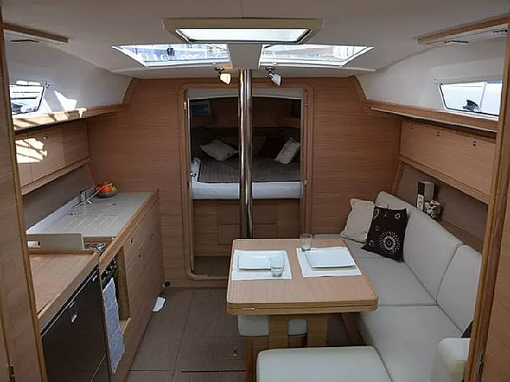 Dufour 382 GL - 