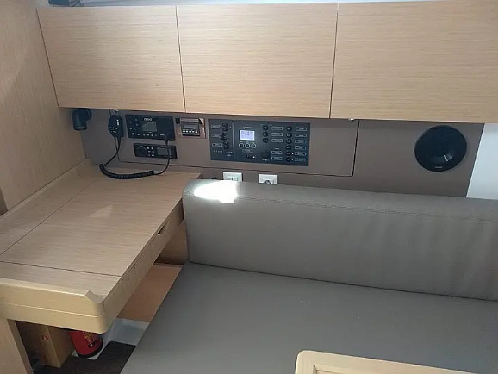 Beneteau Oceanis 35.1 - 