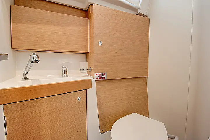 Beneteau Oceanis 38 - 
