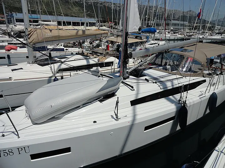 Sun Odyssey 380 - 