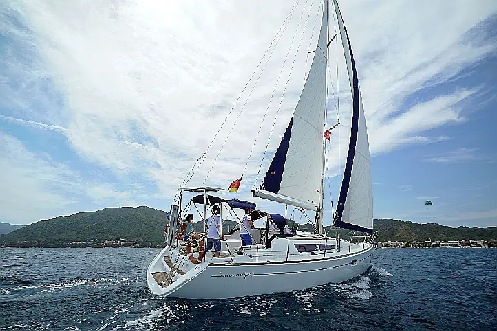 Sun Odyssey 36i - 