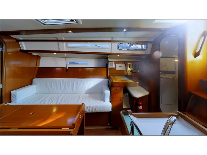 Dufour 34 Performance - 