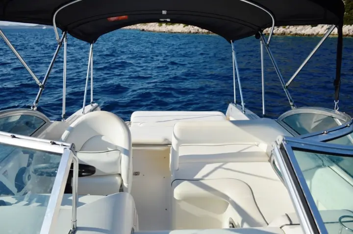 Sea Ray 255 Sundancer - 