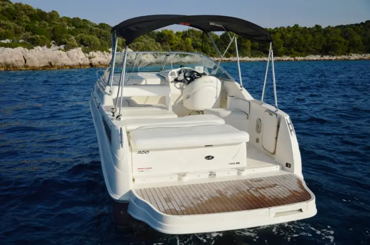 Sea Ray 255 Sundancer - 