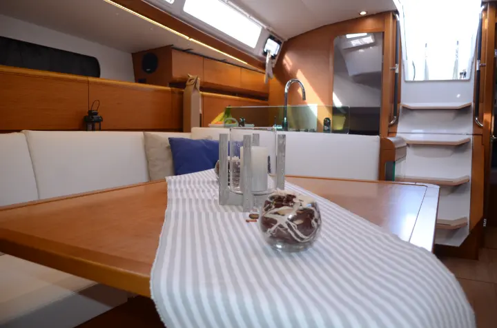 Sun Odyssey 419 - 