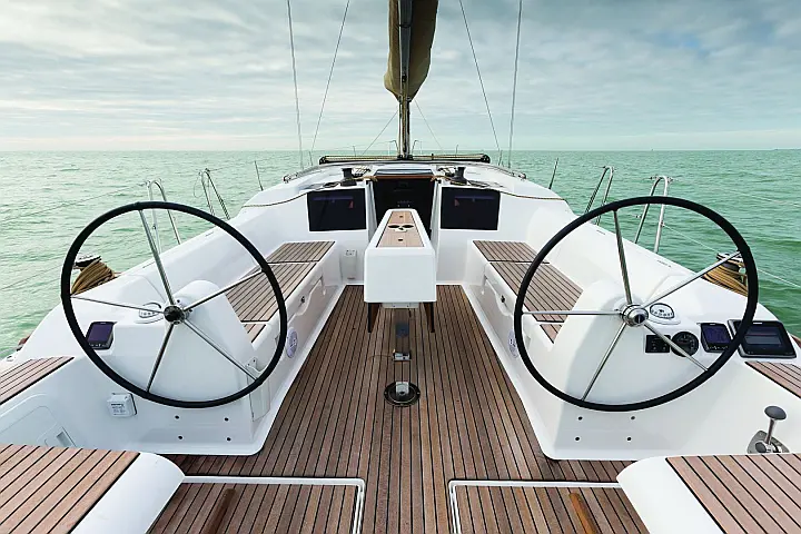 Dufour 382 GL - 