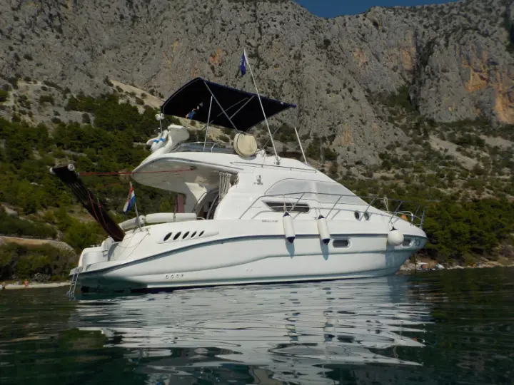 Sealine F33 Fly - 