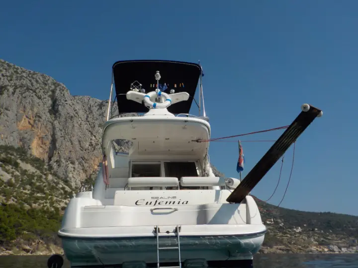 Sealine F33 Fly - 
