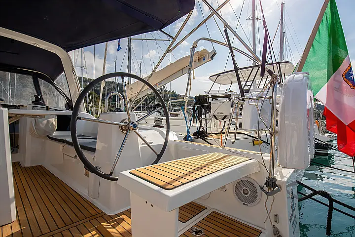 Oceanis 38.1 - 
