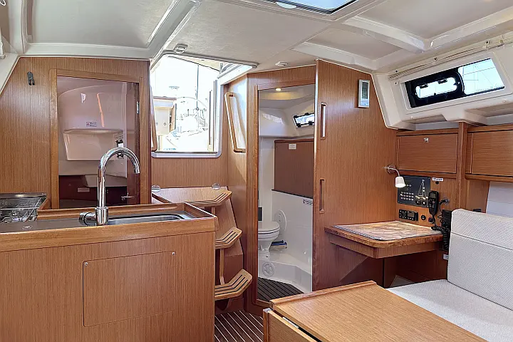 Bavaria Cruiser 34 - 