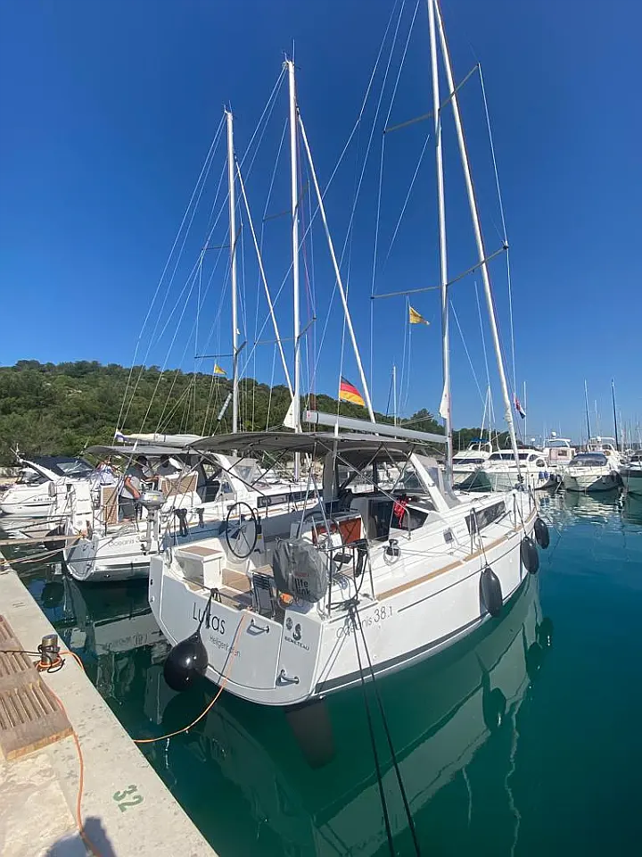 Oceanis 38.1 7 Personen - 