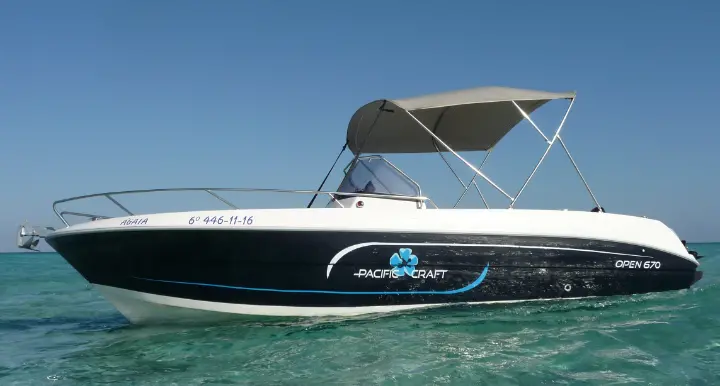 Pacific Craft 670 - 