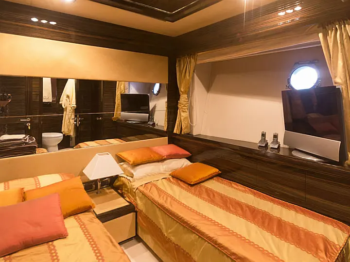 Azimut 98 Leonardo - 