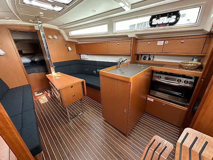 Bavaria Cruiser 34 - 