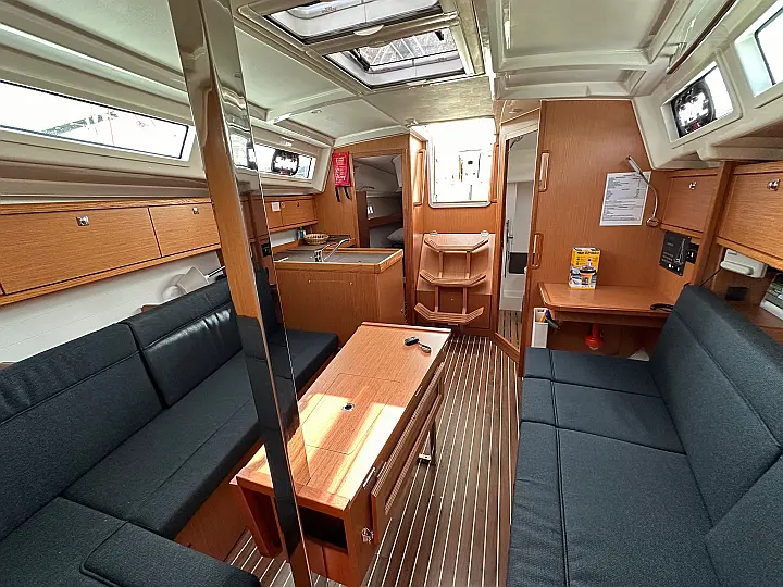 Bavaria Cruiser 34 - 