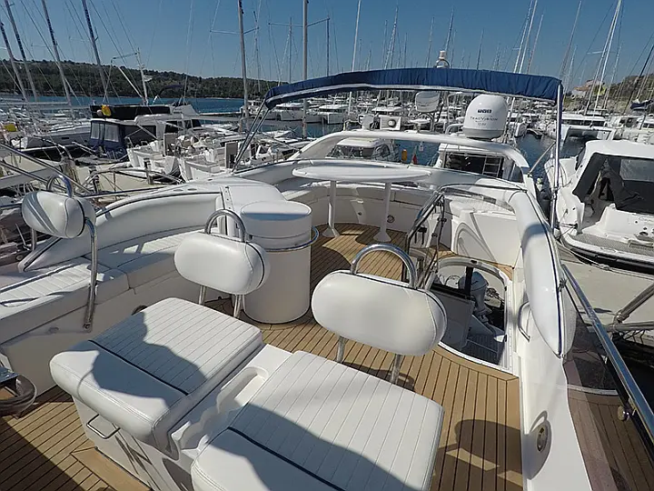 Fairline Phantom 50 - 