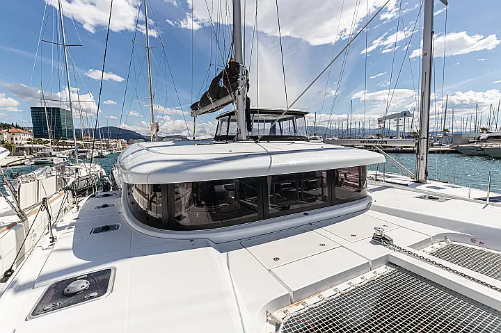 Lagoon 42 - 