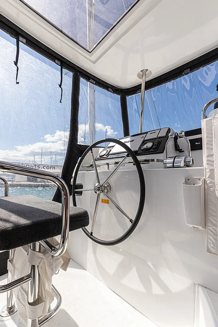 Lagoon 42 - 