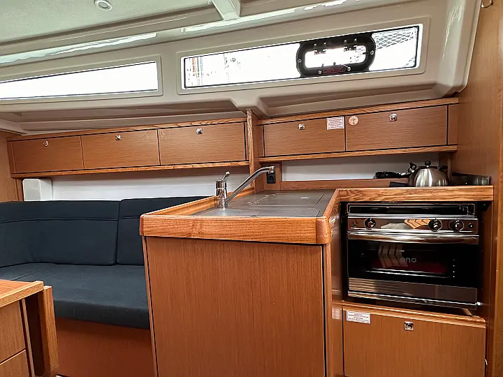 Bavaria Cruiser 34 - 