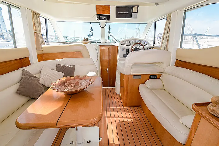 Prestige 32 - 