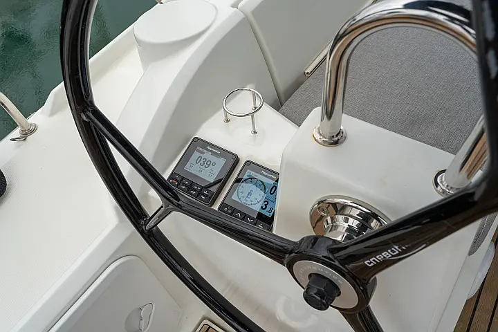 Oceanis 34.1 - Exterior