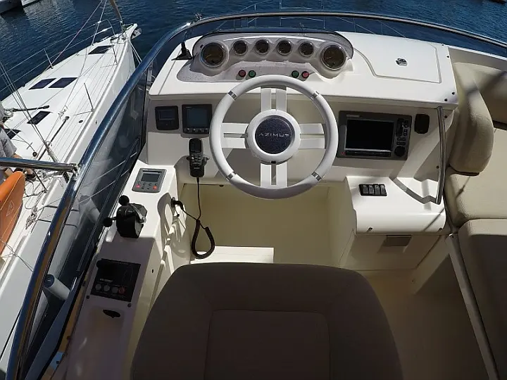 Azimut 47 Fly - Azimut 47 Fly