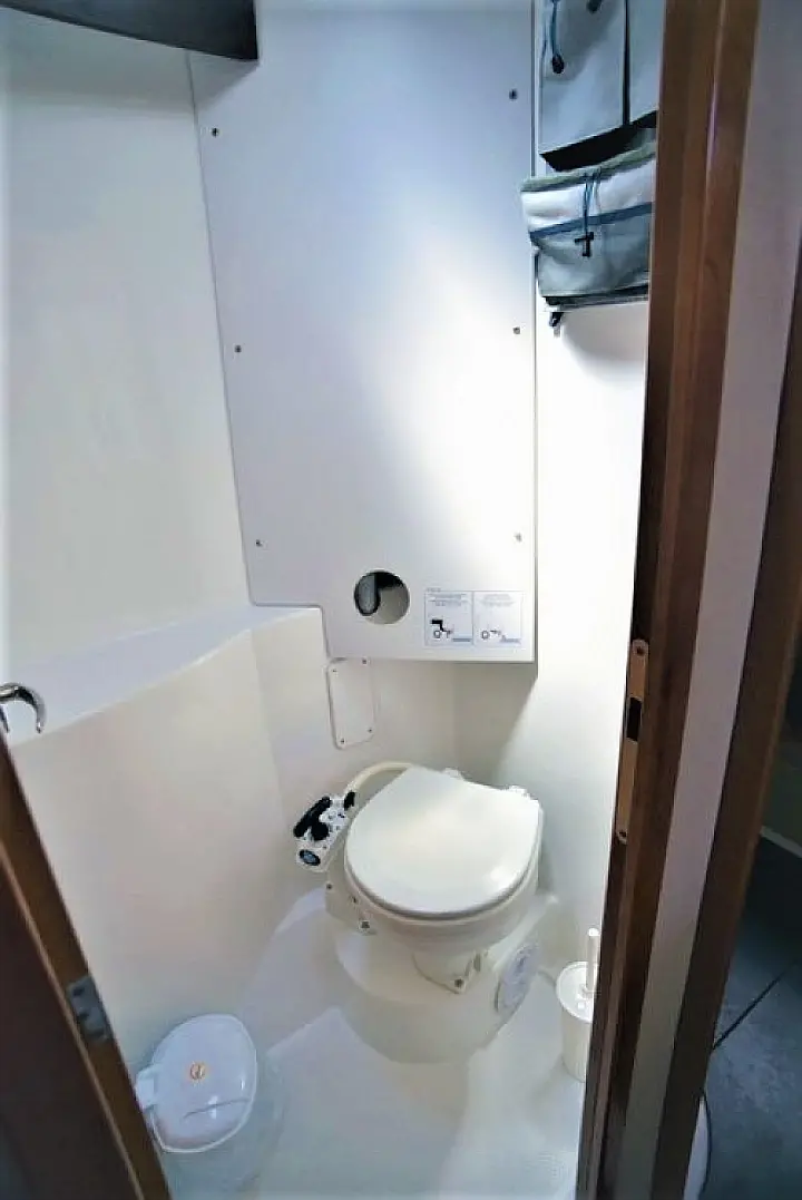 Lipari 41 - 4+2 CABINAS / 12 PAX - 