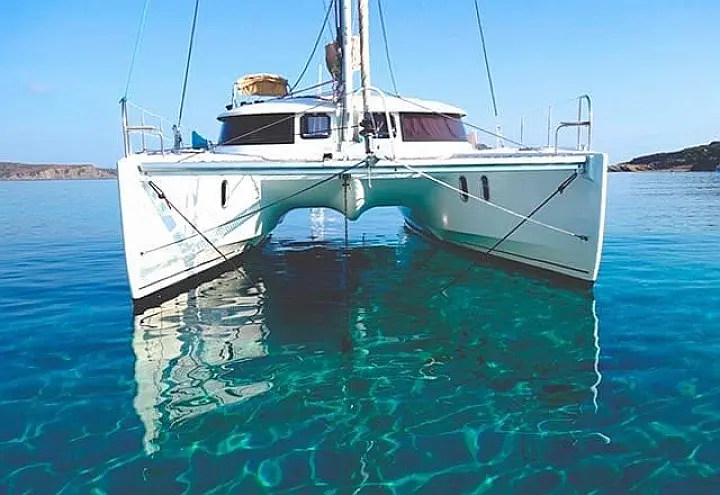 Lipari 41 - 4+2 CABINAS / 12 PAX - 