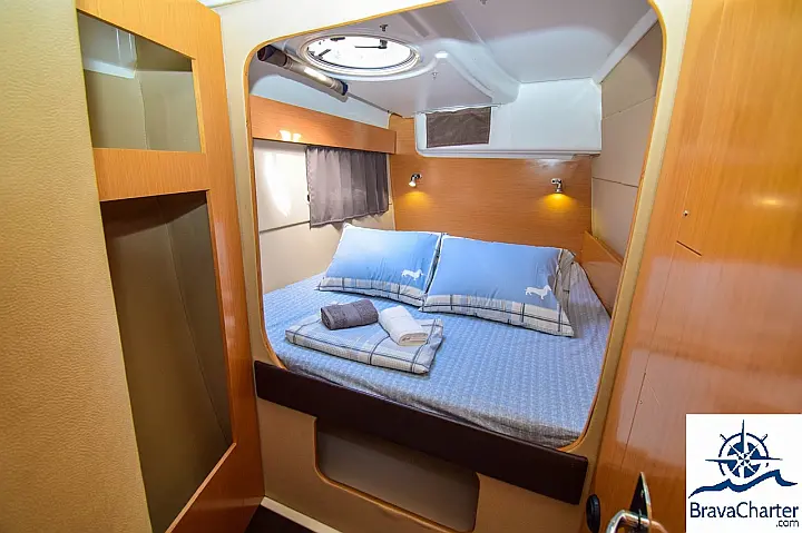 Lipari 41 - 4+2 CABINAS / 12 PAX - 