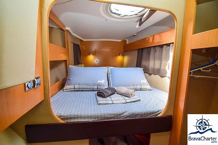 Lipari 41 - 4+2 CABINAS / 12 PAX - 