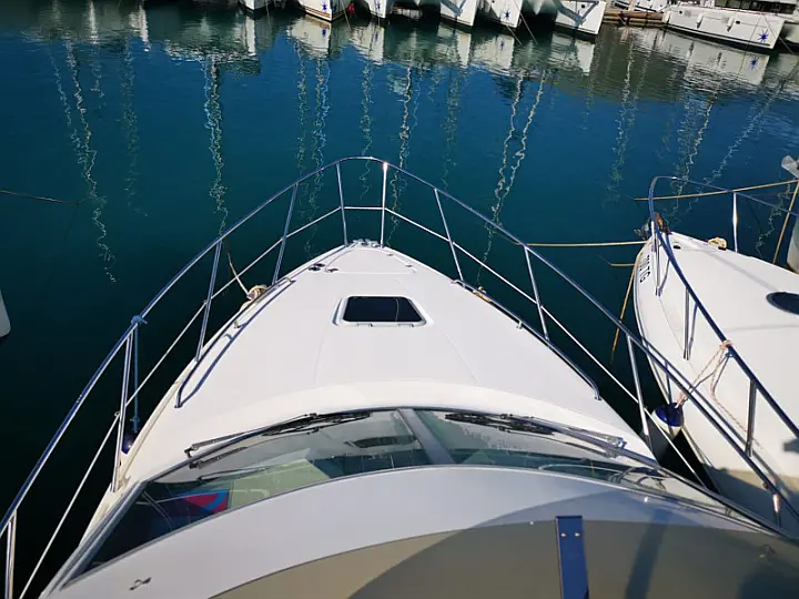 Sealine F34 - 