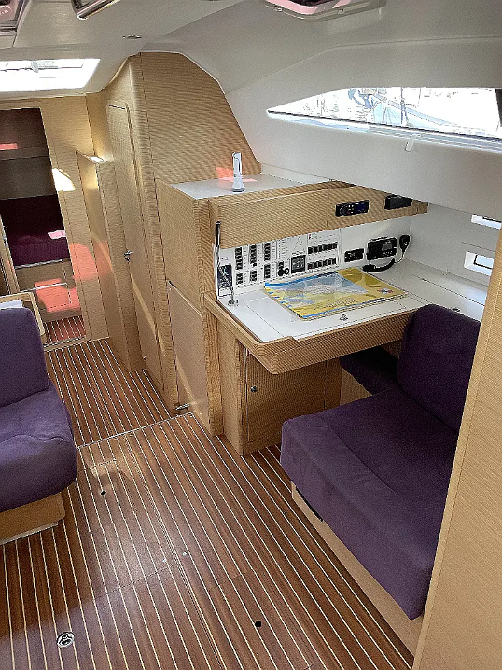 Elan 50 Impression (5 cabins) - interior