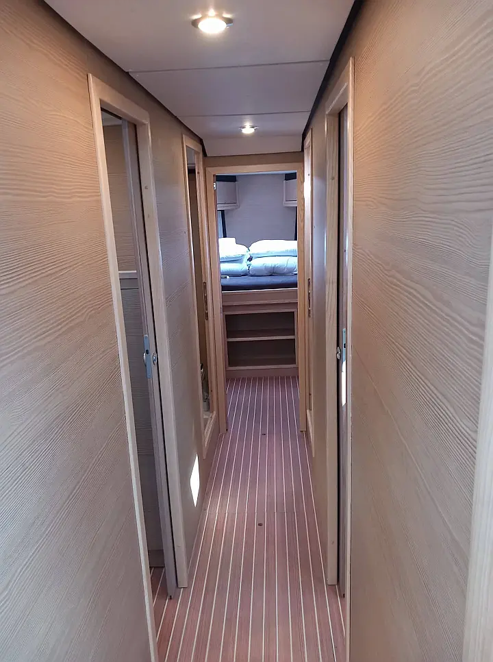 D&D Kufner 56 - 5 cab - 