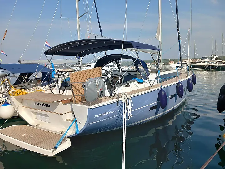 D&D Kufner 56 - 5 cab - 