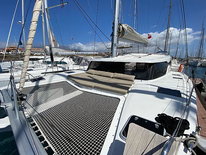 Lucia 40 - 