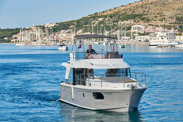 Beneteau Swift Trawler 30 - 