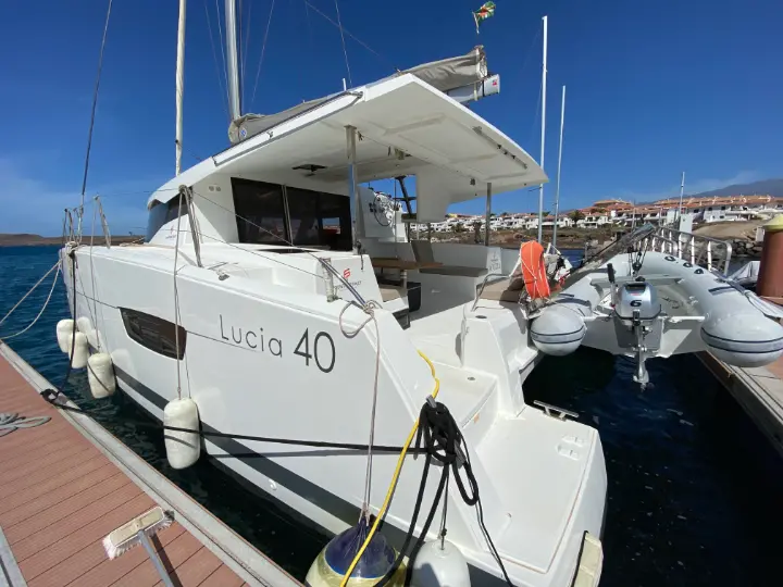 Lucia 40 - 